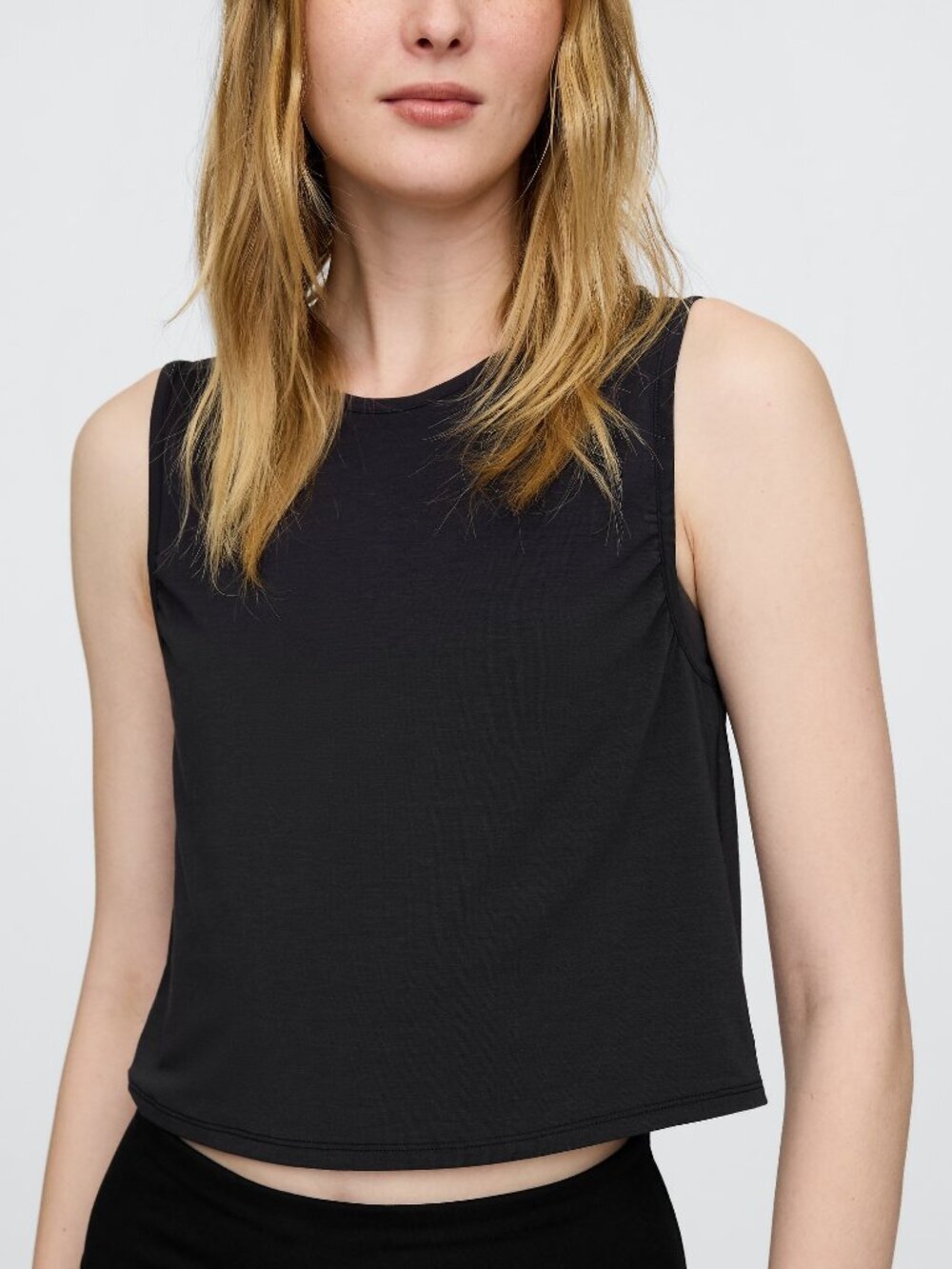⭐️ 5 for 20$! ⭐️ YMI Stretchy Black Cropped Tank Top